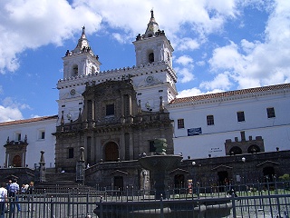 Platz im Weltkulturerbe Quito