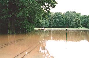 Wie kommt das Wasser in den Gro�en Garten?