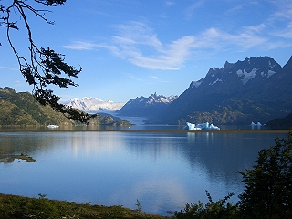 Grey-See am Gletscher