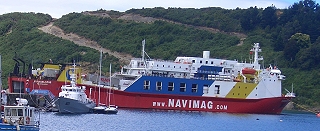 Eines der 2 Navimag-Schiffe
